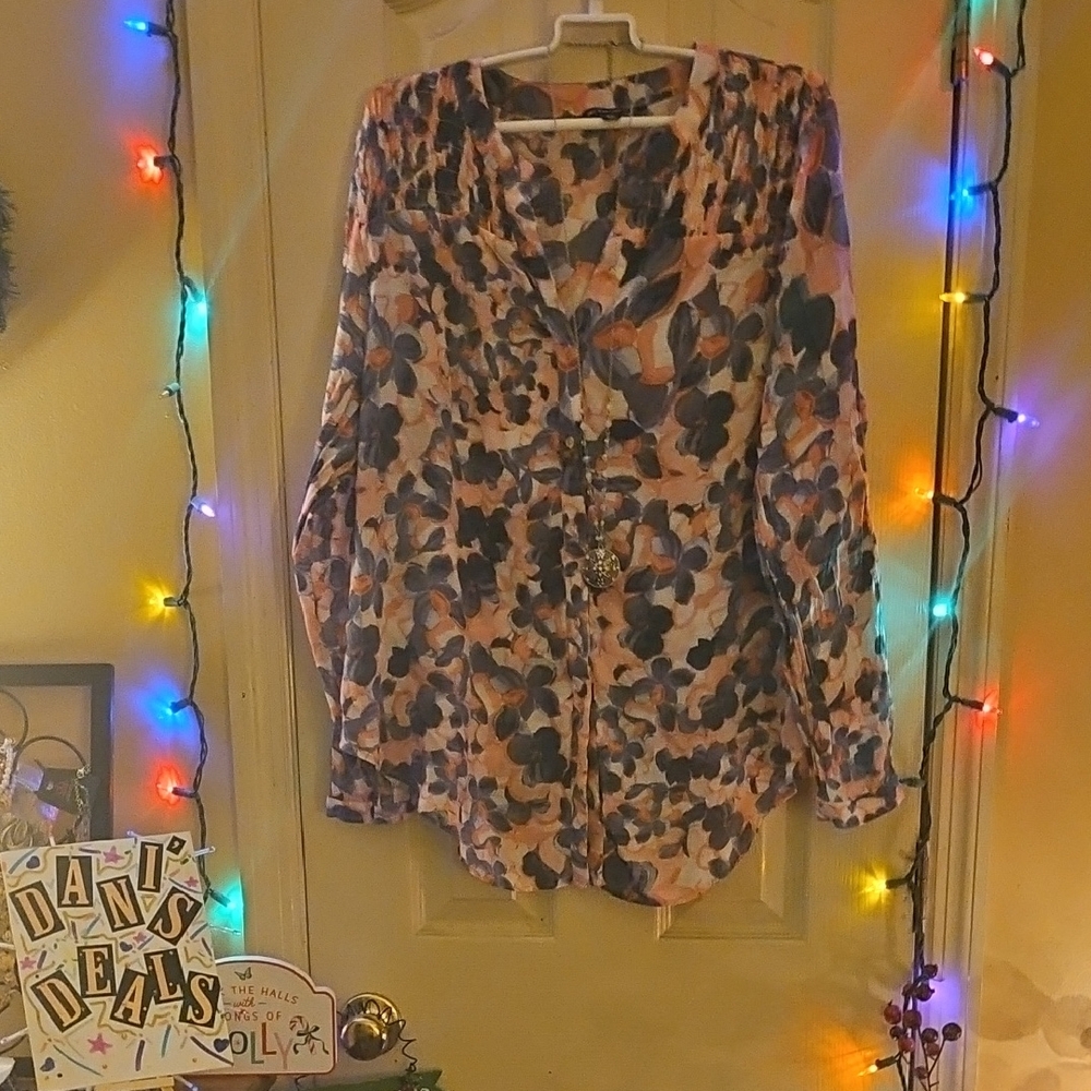 NWOT Zac & Rachel Coral/Blush and Gray Blouse